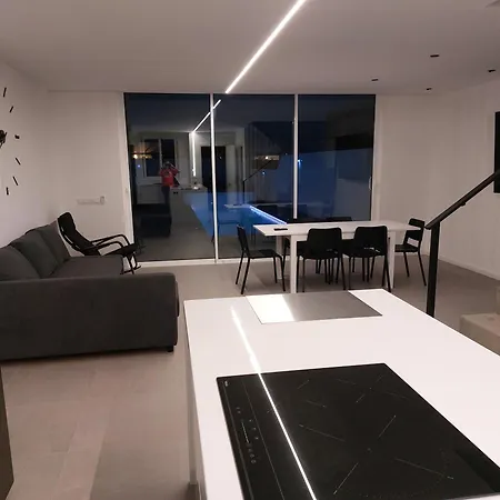 Sun Sea Villa-heated Pool Vila