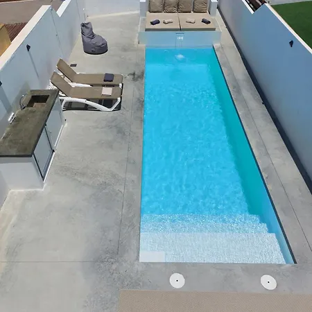 Sun Sea Villa-heated Pool Κοραλέχο